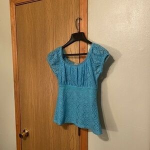 Dressbarn Size PS Blue w/Cap Sleeves Scoop Neck Lined Blouse - EUC
